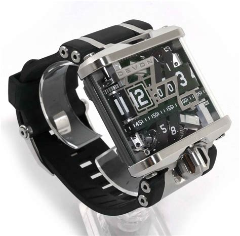 devon tread 1 watch